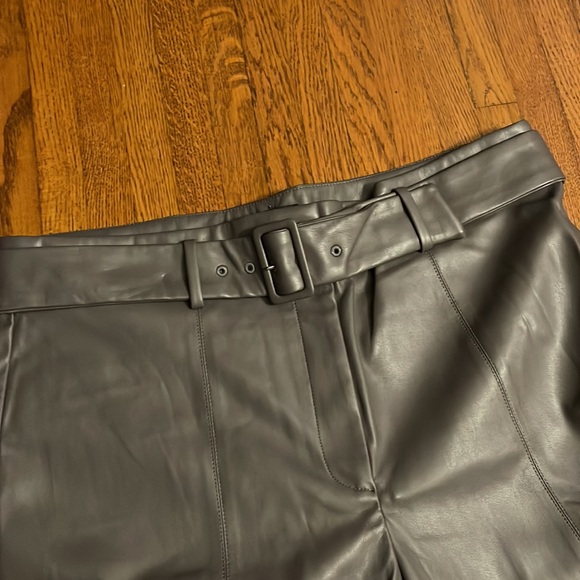 Imitation leather wide leg Ann Taylor Pants - Picture 2 of 5